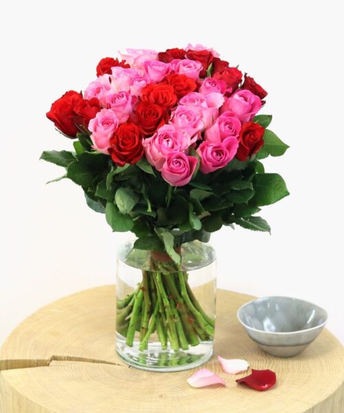 Brassée de roses rouges et roses Max Havelaar - Interflora - Livraison de fleurs